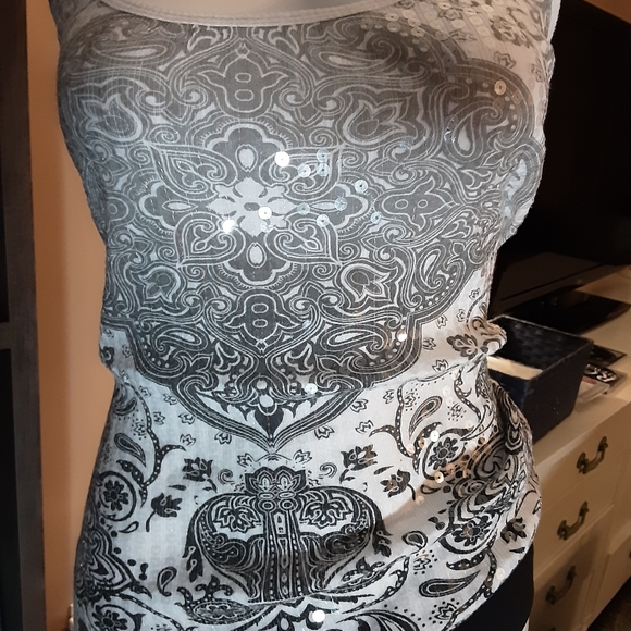 Sequin tank - Picture 7 of 11